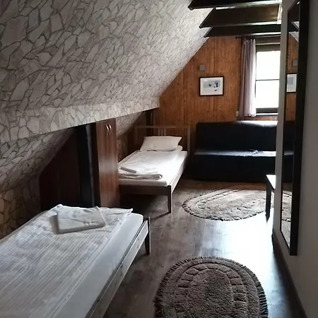 Oberza Biesisko Bed & Breakfast Cisna Exterior photo